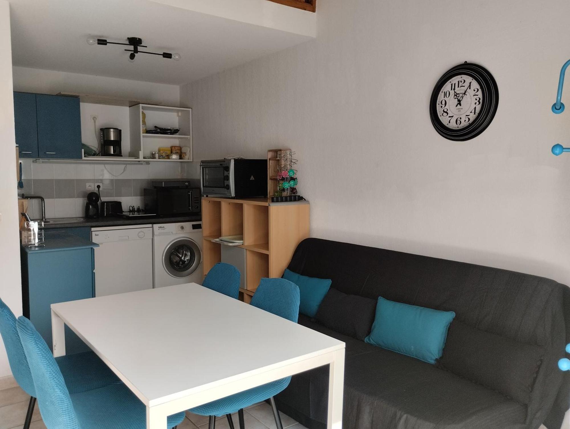 La Maison Bleue Calvisson Bagian luar foto